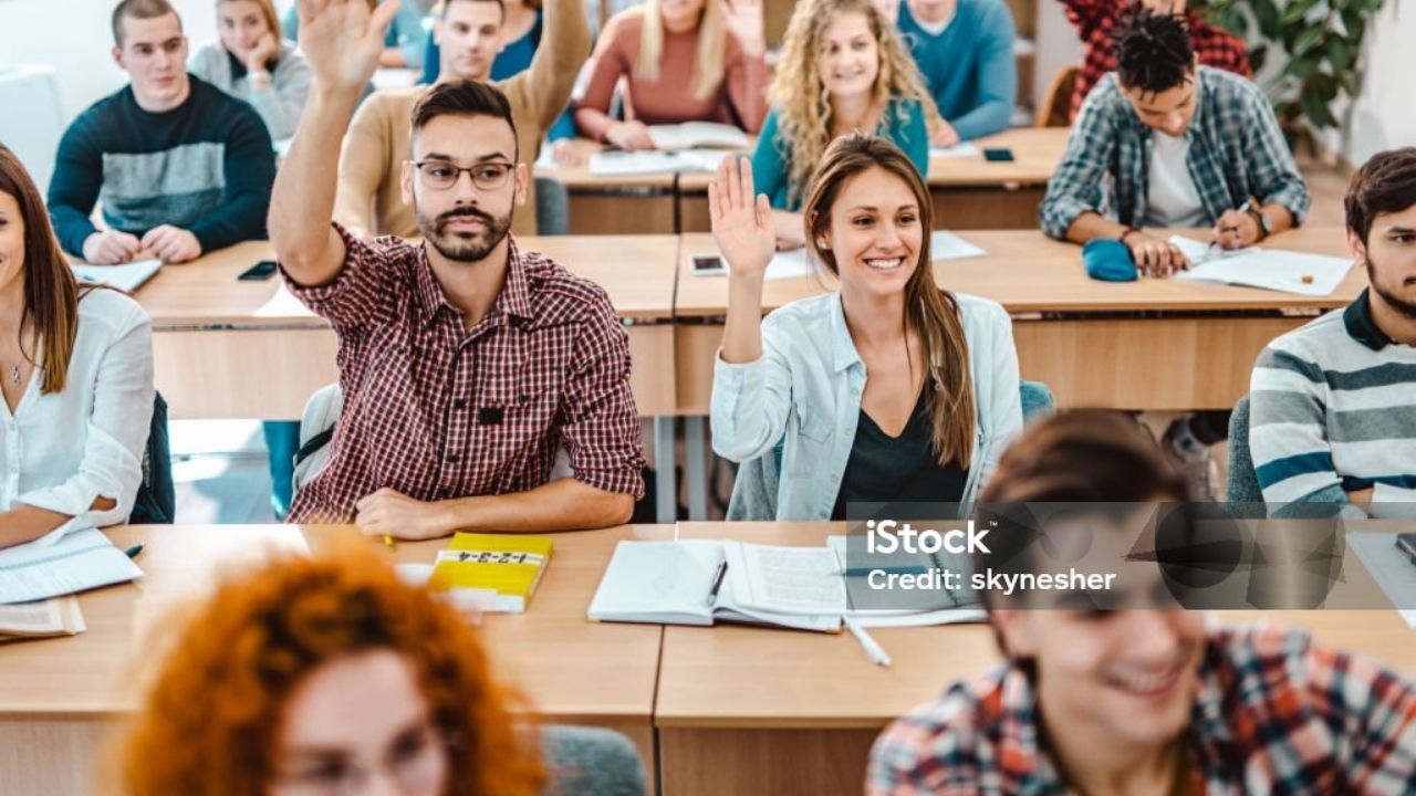 Milli Eğitim Akademisi Hazırlık Eğitimi Nedir Kaç Dönem Sürer?